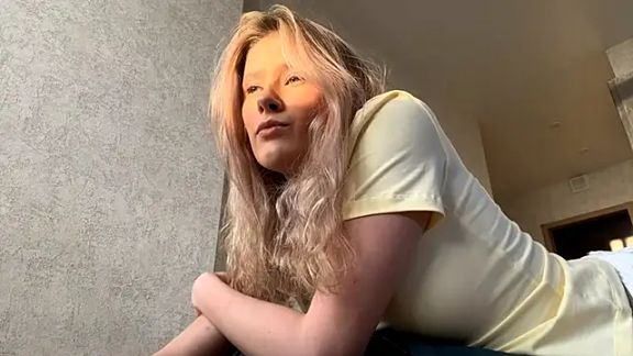 Ruby_Blonde_Photik