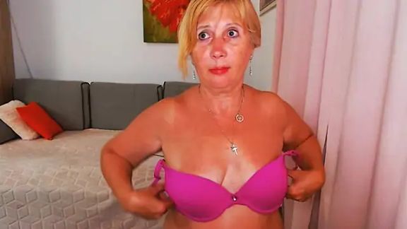 Magic_Blondie