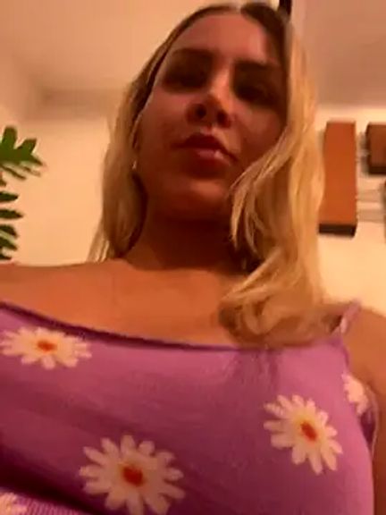 AngelySaenz