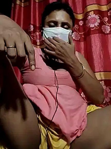 hot_dipika07