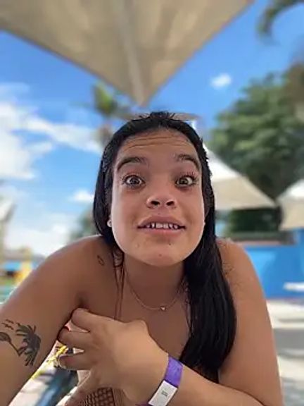 JuanitaMore01