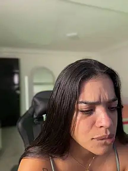 JuanitaMore01