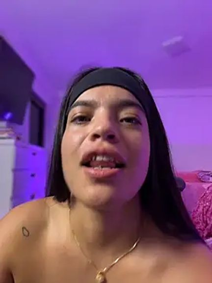 JuanitaMore01