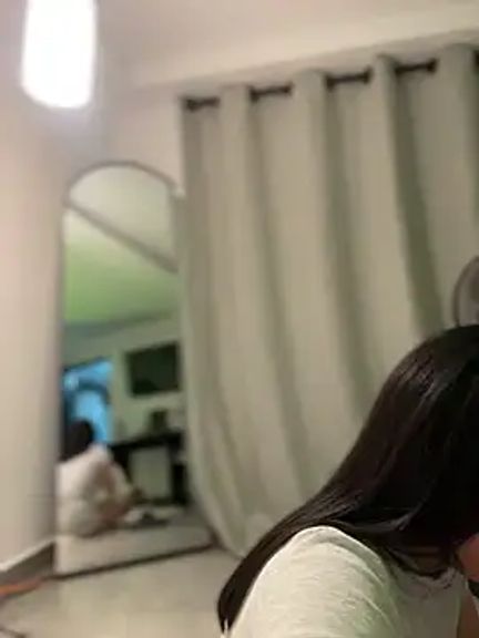 JuanitaMore01