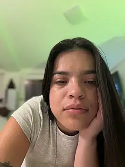 JuanitaMore01