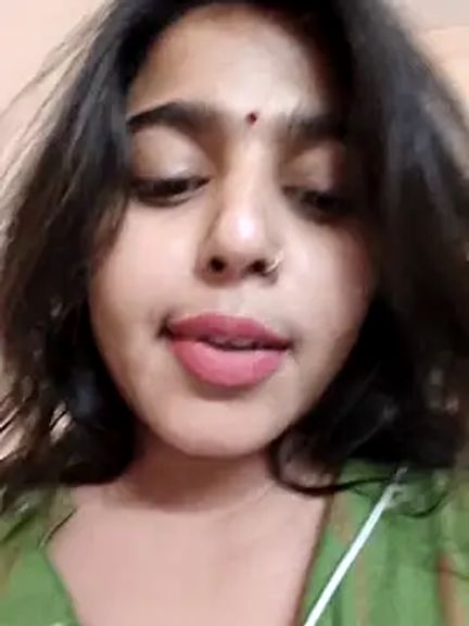 Cute-Simmi69