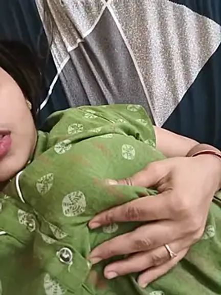 Cute-Simmi69