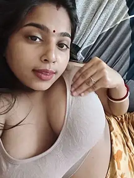 Cute-Simmi69