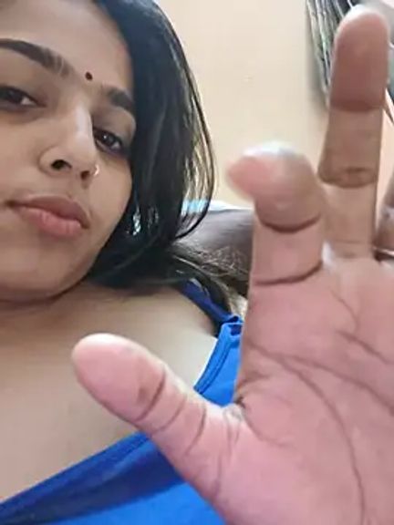 Cute-Simmi69