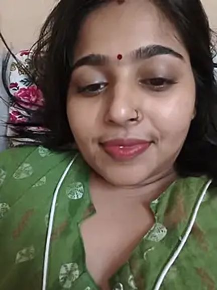 Cute-Simmi69