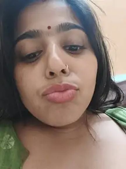 Cute-Simmi69
