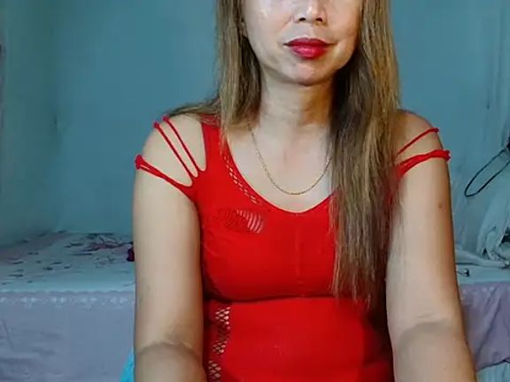 HelenaM