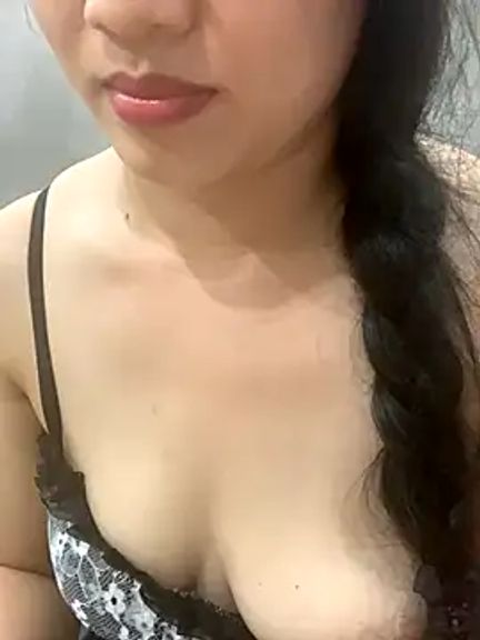 Lyzi_lovely01