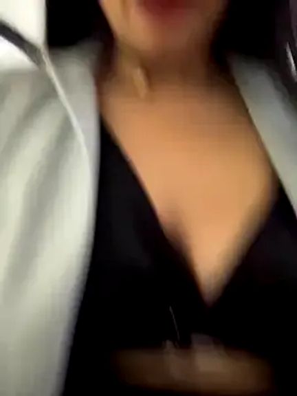 Bella_Office-Naughty1
