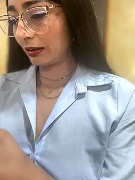 Bella_Office-Naughty1