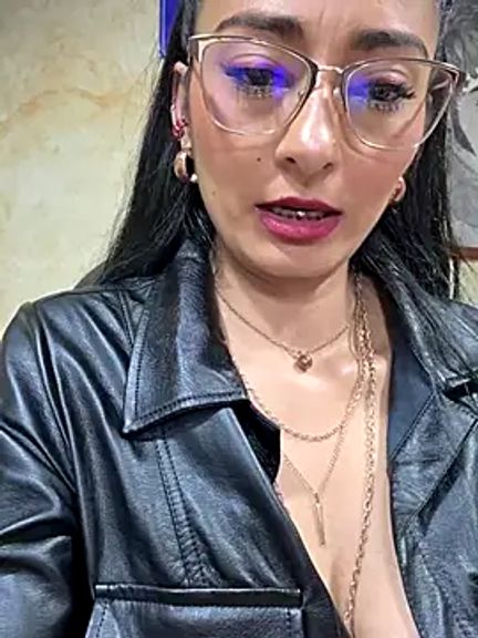 Bella_Office-Naughty1