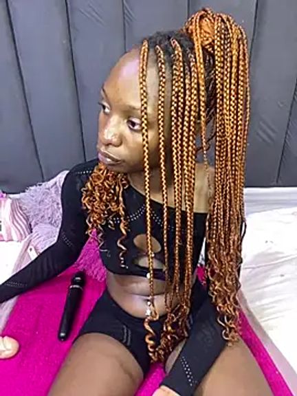 LonelyQueenxx25