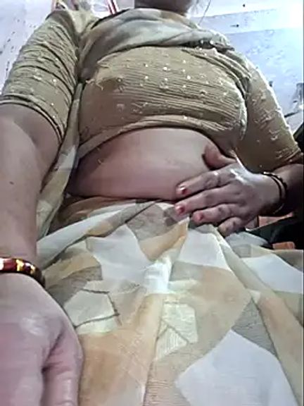 indianhotwife639