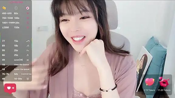 peachy_kiss
