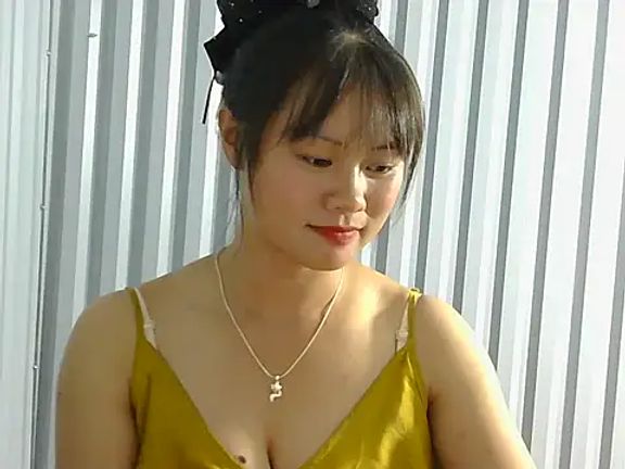 Sisi_dy01