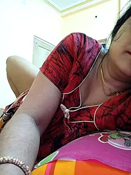 Hot-Queen25