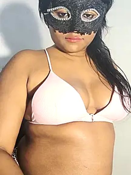 DIRTYSECRET_QUEEN_07