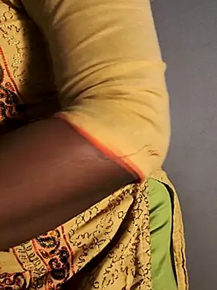 DIRTYSECRET_QUEEN_07