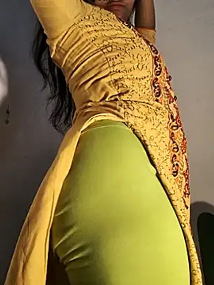 DIRTYSECRET_QUEEN_07
