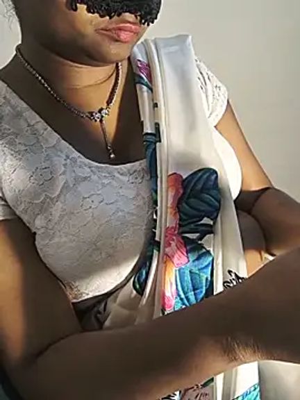 DIRTYSECRET_QUEEN_07
