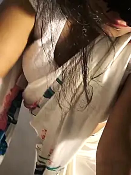 DIRTYSECRET_QUEEN_07