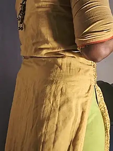 DIRTYSECRET_QUEEN_07
