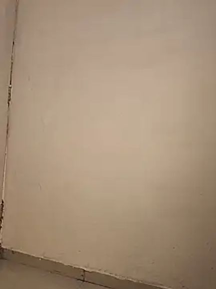 DIRTYSECRET_QUEEN_07