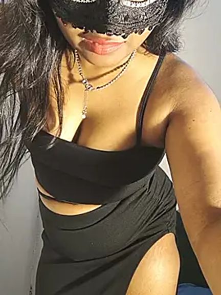 DIRTYSECRET_QUEEN_07