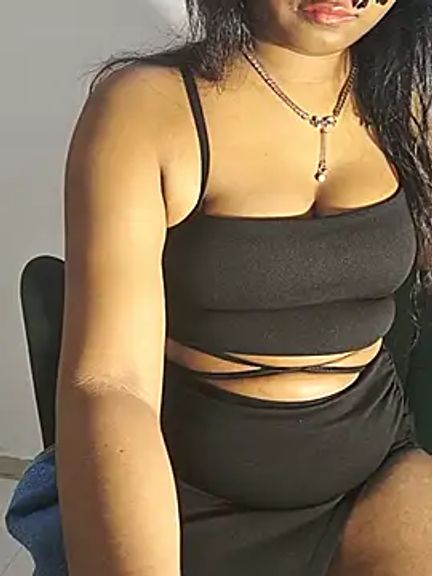 DIRTYSECRET_QUEEN_07