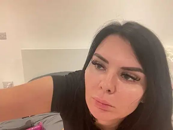 isabella_ash_