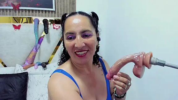 Luna_Naughty1