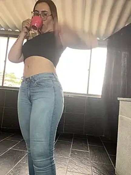 AlissonPeach01