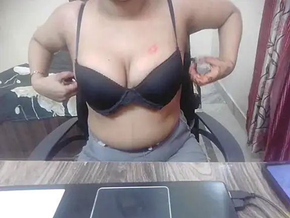 lusty_kaira