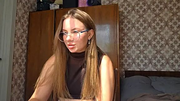 Glossy_Kissa