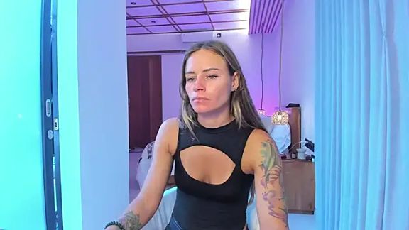 holy_khloe