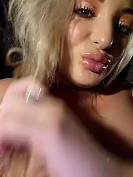 Blondie_Sasha