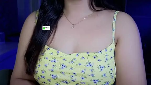 Sizzling__ZAARA