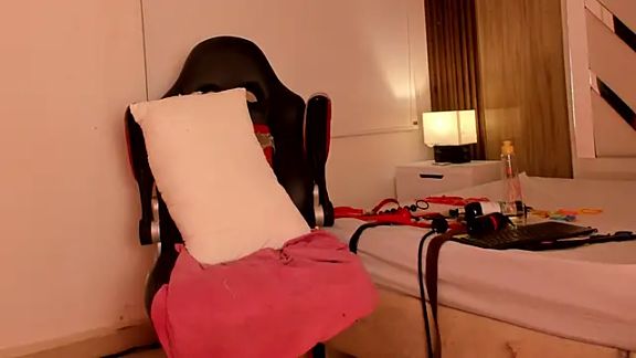 VanessaHard_as
