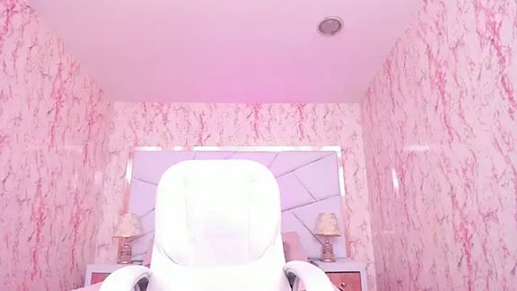 Emily_Whinfre
