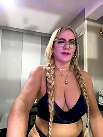 LARIANA_RIVERA23
