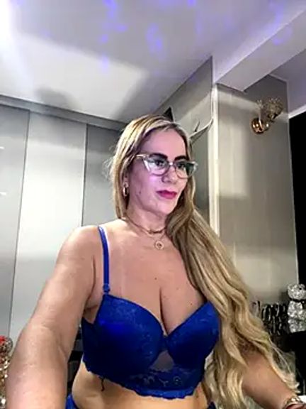 LARIANA_RIVERA23