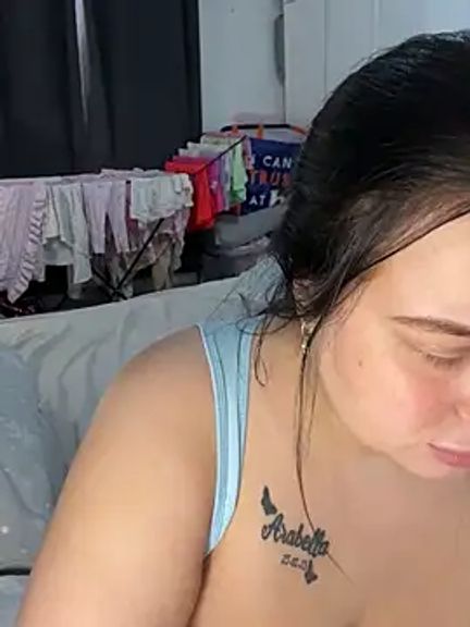brunetteGirl274
