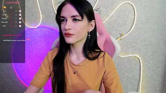 Molly_Crystall