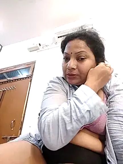Cute-Janvi20