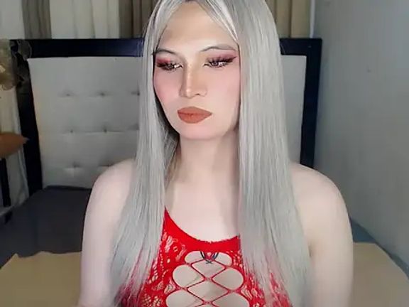 NaomiSmall